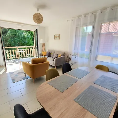 Holiday home Sv 8 -les Ecureuils Bel Dans Calme Et Securisee *